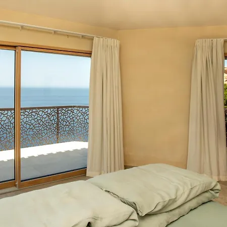 Luxury Villa With Unmatched View And Sea-Fall Pool Villa