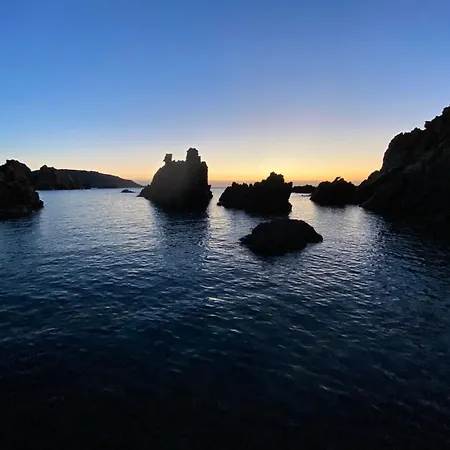 Luxury With Unmatched View And Sea-fall Pool *