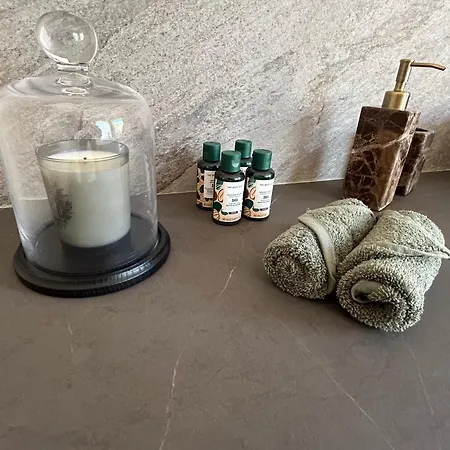 Luxury With Unmatched View And Sea-fall Pool *