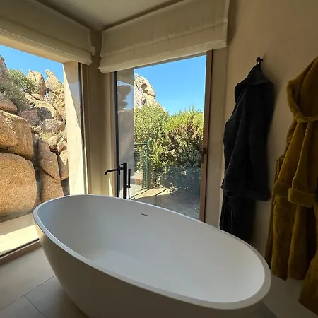 Villa Luxury With Unmatched View And Sea-fall Pool Costa Paradiso