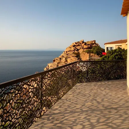 Luxury With Unmatched View And Sea-fall Pool 帕拉迪索海岸